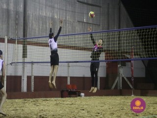 
<a style='margin-left: 5px;' class='btn btn-xs btn-social btn-facebook' href='https://www.facebook.com/sharer/sharer.php?u=https://www.boladovale.com.br/imgs/800-800-90/conteudo/fotos/1517/img2496.jpg' rel='popup' data-width='500' data-height='400'><i class='fa fa-facebook'></i>Compartilhar <span class='hidden-xs'>no Facebook</span>
</a> 
<a class='btn btn-default btn-xs' target='_blank' href='imgs/800-800-90/conteudo/fotos/1517/img2496.jpg'>
<span class='glyphicon glyphicon-cloud-download'></span> Salvar
</a> 
<span></span>