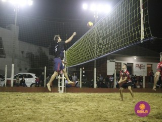 
<a style='margin-left: 5px;' class='btn btn-xs btn-social btn-facebook' href='https://www.facebook.com/sharer/sharer.php?u=https://www.boladovale.com.br/imgs/800-800-90/conteudo/fotos/1517/img2566.jpg' rel='popup' data-width='500' data-height='400'><i class='fa fa-facebook'></i>Compartilhar <span class='hidden-xs'>no Facebook</span>
</a> 
<a class='btn btn-default btn-xs' target='_blank' href='imgs/800-800-90/conteudo/fotos/1517/img2566.jpg'>
<span class='glyphicon glyphicon-cloud-download'></span> Salvar
</a> 
<span></span>