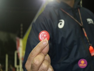 
<a style='margin-left: 5px;' class='btn btn-xs btn-social btn-facebook' href='https://www.facebook.com/sharer/sharer.php?u=https://www.boladovale.com.br/imgs/800-800-90/conteudo/fotos/1517/img2593.jpg' rel='popup' data-width='500' data-height='400'><i class='fa fa-facebook'></i>Compartilhar <span class='hidden-xs'>no Facebook</span>
</a> 
<a class='btn btn-default btn-xs' target='_blank' href='imgs/800-800-90/conteudo/fotos/1517/img2593.jpg'>
<span class='glyphicon glyphicon-cloud-download'></span> Salvar
</a> 
<span></span>