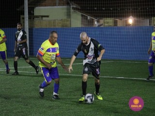 
<a style='margin-left: 5px;' class='btn btn-xs btn-social btn-facebook' href='https://www.facebook.com/sharer/sharer.php?u=https://www.boladovale.com.br/imgs/800-800-90/conteudo/fotos/1518/img2661.jpg' rel='popup' data-width='500' data-height='400'><i class='fa fa-facebook'></i>Compartilhar <span class='hidden-xs'>no Facebook</span>
</a> 
<a class='btn btn-default btn-xs' target='_blank' href='imgs/800-800-90/conteudo/fotos/1518/img2661.jpg'>
<span class='glyphicon glyphicon-cloud-download'></span> Salvar
</a> 
<span></span>