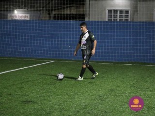 
<a style='margin-left: 5px;' class='btn btn-xs btn-social btn-facebook' href='https://www.facebook.com/sharer/sharer.php?u=https://www.boladovale.com.br/imgs/800-800-90/conteudo/fotos/1518/img2668.jpg' rel='popup' data-width='500' data-height='400'><i class='fa fa-facebook'></i>Compartilhar <span class='hidden-xs'>no Facebook</span>
</a> 
<a class='btn btn-default btn-xs' target='_blank' href='imgs/800-800-90/conteudo/fotos/1518/img2668.jpg'>
<span class='glyphicon glyphicon-cloud-download'></span> Salvar
</a> 
<span></span>