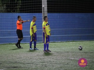 
<a style='margin-left: 5px;' class='btn btn-xs btn-social btn-facebook' href='https://www.facebook.com/sharer/sharer.php?u=https://www.boladovale.com.br/imgs/800-800-90/conteudo/fotos/1518/img2671.jpg' rel='popup' data-width='500' data-height='400'><i class='fa fa-facebook'></i>Compartilhar <span class='hidden-xs'>no Facebook</span>
</a> 
<a class='btn btn-default btn-xs' target='_blank' href='imgs/800-800-90/conteudo/fotos/1518/img2671.jpg'>
<span class='glyphicon glyphicon-cloud-download'></span> Salvar
</a> 
<span></span>