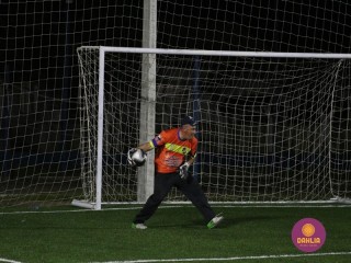 
<a style='margin-left: 5px;' class='btn btn-xs btn-social btn-facebook' href='https://www.facebook.com/sharer/sharer.php?u=https://www.boladovale.com.br/imgs/800-800-90/conteudo/fotos/1518/img2677.jpg' rel='popup' data-width='500' data-height='400'><i class='fa fa-facebook'></i>Compartilhar <span class='hidden-xs'>no Facebook</span>
</a> 
<a class='btn btn-default btn-xs' target='_blank' href='imgs/800-800-90/conteudo/fotos/1518/img2677.jpg'>
<span class='glyphicon glyphicon-cloud-download'></span> Salvar
</a> 
<span></span>