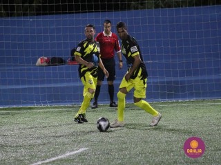 
<a style='margin-left: 5px;' class='btn btn-xs btn-social btn-facebook' href='https://www.facebook.com/sharer/sharer.php?u=https://www.boladovale.com.br/imgs/800-800-90/conteudo/fotos/1520/img2810.jpg' rel='popup' data-width='500' data-height='400'><i class='fa fa-facebook'></i>Compartilhar <span class='hidden-xs'>no Facebook</span>
</a> 
<a class='btn btn-default btn-xs' target='_blank' href='imgs/800-800-90/conteudo/fotos/1520/img2810.jpg'>
<span class='glyphicon glyphicon-cloud-download'></span> Salvar
</a> 
<span></span>