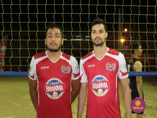 
<a style='margin-left: 5px;' class='btn btn-xs btn-social btn-facebook' href='https://www.facebook.com/sharer/sharer.php?u=https://www.boladovale.com.br/imgs/800-800-90/conteudo/fotos/1521/img8775.jpg' rel='popup' data-width='500' data-height='400'><i class='fa fa-facebook'></i>Compartilhar <span class='hidden-xs'>no Facebook</span>
</a> 
<a class='btn btn-default btn-xs' target='_blank' href='imgs/800-800-90/conteudo/fotos/1521/img8775.jpg'>
<span class='glyphicon glyphicon-cloud-download'></span> Salvar
</a> 
<span></span>