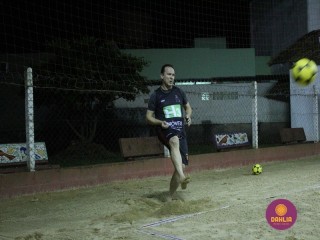 
<a style='margin-left: 5px;' class='btn btn-xs btn-social btn-facebook' href='https://www.facebook.com/sharer/sharer.php?u=https://www.boladovale.com.br/imgs/800-800-90/conteudo/fotos/1521/img8797.jpg' rel='popup' data-width='500' data-height='400'><i class='fa fa-facebook'></i>Compartilhar <span class='hidden-xs'>no Facebook</span>
</a> 
<a class='btn btn-default btn-xs' target='_blank' href='imgs/800-800-90/conteudo/fotos/1521/img8797.jpg'>
<span class='glyphicon glyphicon-cloud-download'></span> Salvar
</a> 
<span></span>