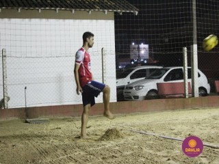 
<a style='margin-left: 5px;' class='btn btn-xs btn-social btn-facebook' href='https://www.facebook.com/sharer/sharer.php?u=https://www.boladovale.com.br/imgs/800-800-90/conteudo/fotos/1521/img8853.jpg' rel='popup' data-width='500' data-height='400'><i class='fa fa-facebook'></i>Compartilhar <span class='hidden-xs'>no Facebook</span>
</a> 
<a class='btn btn-default btn-xs' target='_blank' href='imgs/800-800-90/conteudo/fotos/1521/img8853.jpg'>
<span class='glyphicon glyphicon-cloud-download'></span> Salvar
</a> 
<span></span>