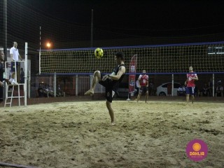 
<a style='margin-left: 5px;' class='btn btn-xs btn-social btn-facebook' href='https://www.facebook.com/sharer/sharer.php?u=https://www.boladovale.com.br/imgs/800-800-90/conteudo/fotos/1521/img8862.jpg' rel='popup' data-width='500' data-height='400'><i class='fa fa-facebook'></i>Compartilhar <span class='hidden-xs'>no Facebook</span>
</a> 
<a class='btn btn-default btn-xs' target='_blank' href='imgs/800-800-90/conteudo/fotos/1521/img8862.jpg'>
<span class='glyphicon glyphicon-cloud-download'></span> Salvar
</a> 
<span></span>
