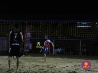 
<a style='margin-left: 5px;' class='btn btn-xs btn-social btn-facebook' href='https://www.facebook.com/sharer/sharer.php?u=https://www.boladovale.com.br/imgs/800-800-90/conteudo/fotos/1521/img8863.jpg' rel='popup' data-width='500' data-height='400'><i class='fa fa-facebook'></i>Compartilhar <span class='hidden-xs'>no Facebook</span>
</a> 
<a class='btn btn-default btn-xs' target='_blank' href='imgs/800-800-90/conteudo/fotos/1521/img8863.jpg'>
<span class='glyphicon glyphicon-cloud-download'></span> Salvar
</a> 
<span></span>