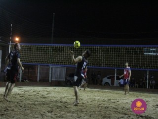 
<a style='margin-left: 5px;' class='btn btn-xs btn-social btn-facebook' href='https://www.facebook.com/sharer/sharer.php?u=https://www.boladovale.com.br/imgs/800-800-90/conteudo/fotos/1521/img8871.jpg' rel='popup' data-width='500' data-height='400'><i class='fa fa-facebook'></i>Compartilhar <span class='hidden-xs'>no Facebook</span>
</a> 
<a class='btn btn-default btn-xs' target='_blank' href='imgs/800-800-90/conteudo/fotos/1521/img8871.jpg'>
<span class='glyphicon glyphicon-cloud-download'></span> Salvar
</a> 
<span></span>
