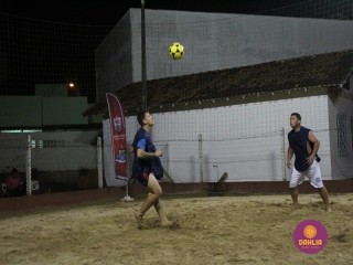 
<a style='margin-left: 5px;' class='btn btn-xs btn-social btn-facebook' href='https://www.facebook.com/sharer/sharer.php?u=https://www.boladovale.com.br/imgs/800-800-90/conteudo/fotos/1521/img8913.jpg' rel='popup' data-width='500' data-height='400'><i class='fa fa-facebook'></i>Compartilhar <span class='hidden-xs'>no Facebook</span>
</a> 
<a class='btn btn-default btn-xs' target='_blank' href='imgs/800-800-90/conteudo/fotos/1521/img8913.jpg'>
<span class='glyphicon glyphicon-cloud-download'></span> Salvar
</a> 
<span></span>