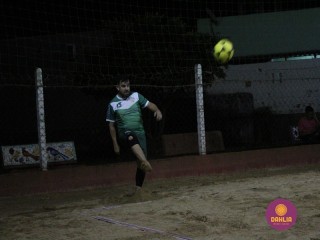 
<a style='margin-left: 5px;' class='btn btn-xs btn-social btn-facebook' href='https://www.facebook.com/sharer/sharer.php?u=https://www.boladovale.com.br/imgs/800-800-90/conteudo/fotos/1521/img8916.jpg' rel='popup' data-width='500' data-height='400'><i class='fa fa-facebook'></i>Compartilhar <span class='hidden-xs'>no Facebook</span>
</a> 
<a class='btn btn-default btn-xs' target='_blank' href='imgs/800-800-90/conteudo/fotos/1521/img8916.jpg'>
<span class='glyphicon glyphicon-cloud-download'></span> Salvar
</a> 
<span></span>