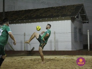 
<a style='margin-left: 5px;' class='btn btn-xs btn-social btn-facebook' href='https://www.facebook.com/sharer/sharer.php?u=https://www.boladovale.com.br/imgs/800-800-90/conteudo/fotos/1521/img8919.jpg' rel='popup' data-width='500' data-height='400'><i class='fa fa-facebook'></i>Compartilhar <span class='hidden-xs'>no Facebook</span>
</a> 
<a class='btn btn-default btn-xs' target='_blank' href='imgs/800-800-90/conteudo/fotos/1521/img8919.jpg'>
<span class='glyphicon glyphicon-cloud-download'></span> Salvar
</a> 
<span></span>
