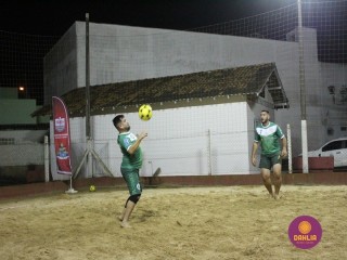 
<a style='margin-left: 5px;' class='btn btn-xs btn-social btn-facebook' href='https://www.facebook.com/sharer/sharer.php?u=https://www.boladovale.com.br/imgs/800-800-90/conteudo/fotos/1521/img8920.jpg' rel='popup' data-width='500' data-height='400'><i class='fa fa-facebook'></i>Compartilhar <span class='hidden-xs'>no Facebook</span>
</a> 
<a class='btn btn-default btn-xs' target='_blank' href='imgs/800-800-90/conteudo/fotos/1521/img8920.jpg'>
<span class='glyphicon glyphicon-cloud-download'></span> Salvar
</a> 
<span></span>