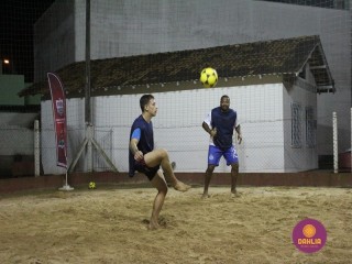 
<a style='margin-left: 5px;' class='btn btn-xs btn-social btn-facebook' href='https://www.facebook.com/sharer/sharer.php?u=https://www.boladovale.com.br/imgs/800-800-90/conteudo/fotos/1521/img8924.jpg' rel='popup' data-width='500' data-height='400'><i class='fa fa-facebook'></i>Compartilhar <span class='hidden-xs'>no Facebook</span>
</a> 
<a class='btn btn-default btn-xs' target='_blank' href='imgs/800-800-90/conteudo/fotos/1521/img8924.jpg'>
<span class='glyphicon glyphicon-cloud-download'></span> Salvar
</a> 
<span></span>