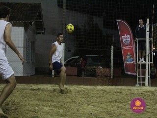 
<a style='margin-left: 5px;' class='btn btn-xs btn-social btn-facebook' href='https://www.facebook.com/sharer/sharer.php?u=https://www.boladovale.com.br/imgs/800-800-90/conteudo/fotos/1521/img8960.jpg' rel='popup' data-width='500' data-height='400'><i class='fa fa-facebook'></i>Compartilhar <span class='hidden-xs'>no Facebook</span>
</a> 
<a class='btn btn-default btn-xs' target='_blank' href='imgs/800-800-90/conteudo/fotos/1521/img8960.jpg'>
<span class='glyphicon glyphicon-cloud-download'></span> Salvar
</a> 
<span></span>