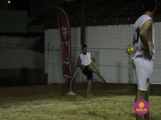 
<a style='margin-left: 5px;' class='btn btn-xs btn-social btn-facebook' href='https://www.facebook.com/sharer/sharer.php?u=https://www.boladovale.com.br/imgs/800-800-90/conteudo/fotos/1521/img8989.jpg' rel='popup' data-width='500' data-height='400'><i class='fa fa-facebook'></i>Compartilhar <span class='hidden-xs'>no Facebook</span>
</a> 
<a class='btn btn-default btn-xs' target='_blank' href='imgs/800-800-90/conteudo/fotos/1521/img8989.jpg'>
<span class='glyphicon glyphicon-cloud-download'></span> Salvar
</a> 
<span></span>