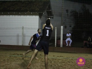 
<a style='margin-left: 5px;' class='btn btn-xs btn-social btn-facebook' href='https://www.facebook.com/sharer/sharer.php?u=https://www.boladovale.com.br/imgs/800-800-90/conteudo/fotos/1522/img9030.jpg' rel='popup' data-width='500' data-height='400'><i class='fa fa-facebook'></i>Compartilhar <span class='hidden-xs'>no Facebook</span>
</a> 
<a class='btn btn-default btn-xs' target='_blank' href='imgs/800-800-90/conteudo/fotos/1522/img9030.jpg'>
<span class='glyphicon glyphicon-cloud-download'></span> Salvar
</a> 
<span></span>