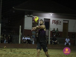 
<a style='margin-left: 5px;' class='btn btn-xs btn-social btn-facebook' href='https://www.facebook.com/sharer/sharer.php?u=https://www.boladovale.com.br/imgs/800-800-90/conteudo/fotos/1522/img9077.jpg' rel='popup' data-width='500' data-height='400'><i class='fa fa-facebook'></i>Compartilhar <span class='hidden-xs'>no Facebook</span>
</a> 
<a class='btn btn-default btn-xs' target='_blank' href='imgs/800-800-90/conteudo/fotos/1522/img9077.jpg'>
<span class='glyphicon glyphicon-cloud-download'></span> Salvar
</a> 
<span></span>
