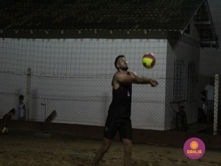 
<a style='margin-left: 5px;' class='btn btn-xs btn-social btn-facebook' href='https://www.facebook.com/sharer/sharer.php?u=https://www.boladovale.com.br/imgs/800-800-90/conteudo/fotos/1522/img9100.jpg' rel='popup' data-width='500' data-height='400'><i class='fa fa-facebook'></i>Compartilhar <span class='hidden-xs'>no Facebook</span>
</a> 
<a class='btn btn-default btn-xs' target='_blank' href='imgs/800-800-90/conteudo/fotos/1522/img9100.jpg'>
<span class='glyphicon glyphicon-cloud-download'></span> Salvar
</a> 
<span></span>