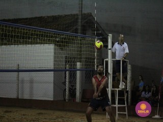 
<a style='margin-left: 5px;' class='btn btn-xs btn-social btn-facebook' href='https://www.facebook.com/sharer/sharer.php?u=https://www.boladovale.com.br/imgs/800-800-90/conteudo/fotos/1522/img9164.jpg' rel='popup' data-width='500' data-height='400'><i class='fa fa-facebook'></i>Compartilhar <span class='hidden-xs'>no Facebook</span>
</a> 
<a class='btn btn-default btn-xs' target='_blank' href='imgs/800-800-90/conteudo/fotos/1522/img9164.jpg'>
<span class='glyphicon glyphicon-cloud-download'></span> Salvar
</a> 
<span></span>