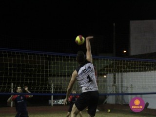 
<a style='margin-left: 5px;' class='btn btn-xs btn-social btn-facebook' href='https://www.facebook.com/sharer/sharer.php?u=https://www.boladovale.com.br/imgs/800-800-90/conteudo/fotos/1522/img9204.jpg' rel='popup' data-width='500' data-height='400'><i class='fa fa-facebook'></i>Compartilhar <span class='hidden-xs'>no Facebook</span>
</a> 
<a class='btn btn-default btn-xs' target='_blank' href='imgs/800-800-90/conteudo/fotos/1522/img9204.jpg'>
<span class='glyphicon glyphicon-cloud-download'></span> Salvar
</a> 
<span></span>