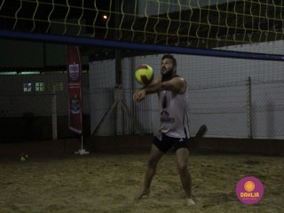 
<a style='margin-left: 5px;' class='btn btn-xs btn-social btn-facebook' href='https://www.facebook.com/sharer/sharer.php?u=https://www.boladovale.com.br/imgs/800-800-90/conteudo/fotos/1522/img9226.jpg' rel='popup' data-width='500' data-height='400'><i class='fa fa-facebook'></i>Compartilhar <span class='hidden-xs'>no Facebook</span>
</a> 
<a class='btn btn-default btn-xs' target='_blank' href='imgs/800-800-90/conteudo/fotos/1522/img9226.jpg'>
<span class='glyphicon glyphicon-cloud-download'></span> Salvar
</a> 
<span></span>