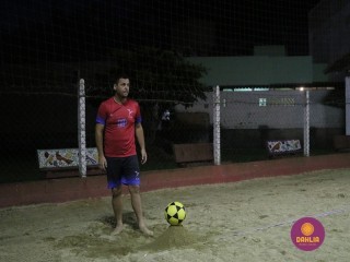 
<a style='margin-left: 5px;' class='btn btn-xs btn-social btn-facebook' href='https://www.facebook.com/sharer/sharer.php?u=https://www.boladovale.com.br/imgs/800-800-90/conteudo/fotos/1523/img9249.jpg' rel='popup' data-width='500' data-height='400'><i class='fa fa-facebook'></i>Compartilhar <span class='hidden-xs'>no Facebook</span>
</a> 
<a class='btn btn-default btn-xs' target='_blank' href='imgs/800-800-90/conteudo/fotos/1523/img9249.jpg'>
<span class='glyphicon glyphicon-cloud-download'></span> Salvar
</a> 
<span></span>