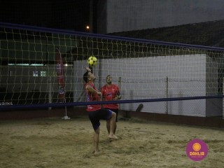 
<a style='margin-left: 5px;' class='btn btn-xs btn-social btn-facebook' href='https://www.facebook.com/sharer/sharer.php?u=https://www.boladovale.com.br/imgs/800-800-90/conteudo/fotos/1523/img9263.jpg' rel='popup' data-width='500' data-height='400'><i class='fa fa-facebook'></i>Compartilhar <span class='hidden-xs'>no Facebook</span>
</a> 
<a class='btn btn-default btn-xs' target='_blank' href='imgs/800-800-90/conteudo/fotos/1523/img9263.jpg'>
<span class='glyphicon glyphicon-cloud-download'></span> Salvar
</a> 
<span></span>