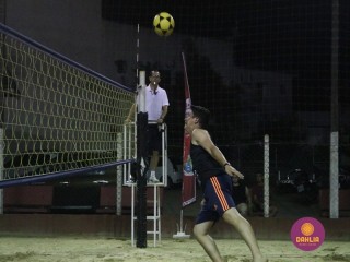 
<a style='margin-left: 5px;' class='btn btn-xs btn-social btn-facebook' href='https://www.facebook.com/sharer/sharer.php?u=https://www.boladovale.com.br/imgs/800-800-90/conteudo/fotos/1523/img9282.jpg' rel='popup' data-width='500' data-height='400'><i class='fa fa-facebook'></i>Compartilhar <span class='hidden-xs'>no Facebook</span>
</a> 
<a class='btn btn-default btn-xs' target='_blank' href='imgs/800-800-90/conteudo/fotos/1523/img9282.jpg'>
<span class='glyphicon glyphicon-cloud-download'></span> Salvar
</a> 
<span></span>