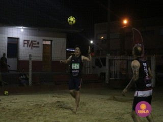 
<a style='margin-left: 5px;' class='btn btn-xs btn-social btn-facebook' href='https://www.facebook.com/sharer/sharer.php?u=https://www.boladovale.com.br/imgs/800-800-90/conteudo/fotos/1523/img9290.jpg' rel='popup' data-width='500' data-height='400'><i class='fa fa-facebook'></i>Compartilhar <span class='hidden-xs'>no Facebook</span>
</a> 
<a class='btn btn-default btn-xs' target='_blank' href='imgs/800-800-90/conteudo/fotos/1523/img9290.jpg'>
<span class='glyphicon glyphicon-cloud-download'></span> Salvar
</a> 
<span></span>