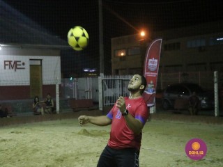 
<a style='margin-left: 5px;' class='btn btn-xs btn-social btn-facebook' href='https://www.facebook.com/sharer/sharer.php?u=https://www.boladovale.com.br/imgs/800-800-90/conteudo/fotos/1523/img9301.jpg' rel='popup' data-width='500' data-height='400'><i class='fa fa-facebook'></i>Compartilhar <span class='hidden-xs'>no Facebook</span>
</a> 
<a class='btn btn-default btn-xs' target='_blank' href='imgs/800-800-90/conteudo/fotos/1523/img9301.jpg'>
<span class='glyphicon glyphicon-cloud-download'></span> Salvar
</a> 
<span></span>