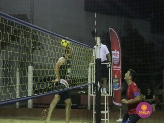 
<a style='margin-left: 5px;' class='btn btn-xs btn-social btn-facebook' href='https://www.facebook.com/sharer/sharer.php?u=https://www.boladovale.com.br/imgs/800-800-90/conteudo/fotos/1523/img9306.jpg' rel='popup' data-width='500' data-height='400'><i class='fa fa-facebook'></i>Compartilhar <span class='hidden-xs'>no Facebook</span>
</a> 
<a class='btn btn-default btn-xs' target='_blank' href='imgs/800-800-90/conteudo/fotos/1523/img9306.jpg'>
<span class='glyphicon glyphicon-cloud-download'></span> Salvar
</a> 
<span></span>