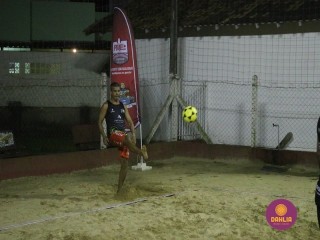 
<a style='margin-left: 5px;' class='btn btn-xs btn-social btn-facebook' href='https://www.facebook.com/sharer/sharer.php?u=https://www.boladovale.com.br/imgs/800-800-90/conteudo/fotos/1523/img9315.jpg' rel='popup' data-width='500' data-height='400'><i class='fa fa-facebook'></i>Compartilhar <span class='hidden-xs'>no Facebook</span>
</a> 
<a class='btn btn-default btn-xs' target='_blank' href='imgs/800-800-90/conteudo/fotos/1523/img9315.jpg'>
<span class='glyphicon glyphicon-cloud-download'></span> Salvar
</a> 
<span></span>