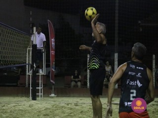 
<a style='margin-left: 5px;' class='btn btn-xs btn-social btn-facebook' href='https://www.facebook.com/sharer/sharer.php?u=https://www.boladovale.com.br/imgs/800-800-90/conteudo/fotos/1523/img9342.jpg' rel='popup' data-width='500' data-height='400'><i class='fa fa-facebook'></i>Compartilhar <span class='hidden-xs'>no Facebook</span>
</a> 
<a class='btn btn-default btn-xs' target='_blank' href='imgs/800-800-90/conteudo/fotos/1523/img9342.jpg'>
<span class='glyphicon glyphicon-cloud-download'></span> Salvar
</a> 
<span></span>