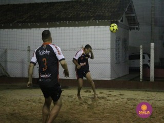 
<a style='margin-left: 5px;' class='btn btn-xs btn-social btn-facebook' href='https://www.facebook.com/sharer/sharer.php?u=https://www.boladovale.com.br/imgs/800-800-90/conteudo/fotos/1523/img9364.jpg' rel='popup' data-width='500' data-height='400'><i class='fa fa-facebook'></i>Compartilhar <span class='hidden-xs'>no Facebook</span>
</a> 
<a class='btn btn-default btn-xs' target='_blank' href='imgs/800-800-90/conteudo/fotos/1523/img9364.jpg'>
<span class='glyphicon glyphicon-cloud-download'></span> Salvar
</a> 
<span></span>