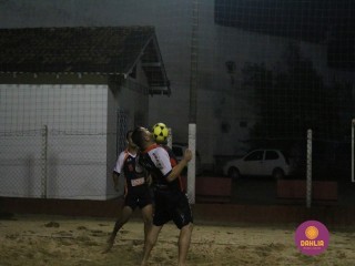 
<a style='margin-left: 5px;' class='btn btn-xs btn-social btn-facebook' href='https://www.facebook.com/sharer/sharer.php?u=https://www.boladovale.com.br/imgs/800-800-90/conteudo/fotos/1523/img9366.jpg' rel='popup' data-width='500' data-height='400'><i class='fa fa-facebook'></i>Compartilhar <span class='hidden-xs'>no Facebook</span>
</a> 
<a class='btn btn-default btn-xs' target='_blank' href='imgs/800-800-90/conteudo/fotos/1523/img9366.jpg'>
<span class='glyphicon glyphicon-cloud-download'></span> Salvar
</a> 
<span></span>