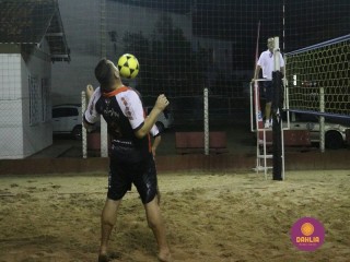 
<a style='margin-left: 5px;' class='btn btn-xs btn-social btn-facebook' href='https://www.facebook.com/sharer/sharer.php?u=https://www.boladovale.com.br/imgs/800-800-90/conteudo/fotos/1523/img9375.jpg' rel='popup' data-width='500' data-height='400'><i class='fa fa-facebook'></i>Compartilhar <span class='hidden-xs'>no Facebook</span>
</a> 
<a class='btn btn-default btn-xs' target='_blank' href='imgs/800-800-90/conteudo/fotos/1523/img9375.jpg'>
<span class='glyphicon glyphicon-cloud-download'></span> Salvar
</a> 
<span></span>