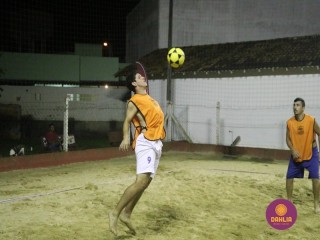 
<a style='margin-left: 5px;' class='btn btn-xs btn-social btn-facebook' href='https://www.facebook.com/sharer/sharer.php?u=https://www.boladovale.com.br/imgs/800-800-90/conteudo/fotos/1523/img9386.jpg' rel='popup' data-width='500' data-height='400'><i class='fa fa-facebook'></i>Compartilhar <span class='hidden-xs'>no Facebook</span>
</a> 
<a class='btn btn-default btn-xs' target='_blank' href='imgs/800-800-90/conteudo/fotos/1523/img9386.jpg'>
<span class='glyphicon glyphicon-cloud-download'></span> Salvar
</a> 
<span></span>