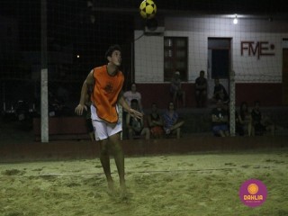 
<a style='margin-left: 5px;' class='btn btn-xs btn-social btn-facebook' href='https://www.facebook.com/sharer/sharer.php?u=https://www.boladovale.com.br/imgs/800-800-90/conteudo/fotos/1523/img9418.jpg' rel='popup' data-width='500' data-height='400'><i class='fa fa-facebook'></i>Compartilhar <span class='hidden-xs'>no Facebook</span>
</a> 
<a class='btn btn-default btn-xs' target='_blank' href='imgs/800-800-90/conteudo/fotos/1523/img9418.jpg'>
<span class='glyphicon glyphicon-cloud-download'></span> Salvar
</a> 
<span></span>