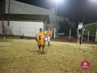 
<a style='margin-left: 5px;' class='btn btn-xs btn-social btn-facebook' href='https://www.facebook.com/sharer/sharer.php?u=https://www.boladovale.com.br/imgs/800-800-90/conteudo/fotos/1523/img9421.jpg' rel='popup' data-width='500' data-height='400'><i class='fa fa-facebook'></i>Compartilhar <span class='hidden-xs'>no Facebook</span>
</a> 
<a class='btn btn-default btn-xs' target='_blank' href='imgs/800-800-90/conteudo/fotos/1523/img9421.jpg'>
<span class='glyphicon glyphicon-cloud-download'></span> Salvar
</a> 
<span></span>