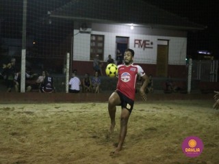 
<a style='margin-left: 5px;' class='btn btn-xs btn-social btn-facebook' href='https://www.facebook.com/sharer/sharer.php?u=https://www.boladovale.com.br/imgs/800-800-90/conteudo/fotos/1523/img9437.jpg' rel='popup' data-width='500' data-height='400'><i class='fa fa-facebook'></i>Compartilhar <span class='hidden-xs'>no Facebook</span>
</a> 
<a class='btn btn-default btn-xs' target='_blank' href='imgs/800-800-90/conteudo/fotos/1523/img9437.jpg'>
<span class='glyphicon glyphicon-cloud-download'></span> Salvar
</a> 
<span></span>