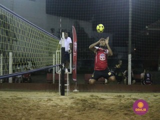 
<a style='margin-left: 5px;' class='btn btn-xs btn-social btn-facebook' href='https://www.facebook.com/sharer/sharer.php?u=https://www.boladovale.com.br/imgs/800-800-90/conteudo/fotos/1523/img9439.jpg' rel='popup' data-width='500' data-height='400'><i class='fa fa-facebook'></i>Compartilhar <span class='hidden-xs'>no Facebook</span>
</a> 
<a class='btn btn-default btn-xs' target='_blank' href='imgs/800-800-90/conteudo/fotos/1523/img9439.jpg'>
<span class='glyphicon glyphicon-cloud-download'></span> Salvar
</a> 
<span></span>