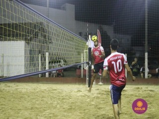 
<a style='margin-left: 5px;' class='btn btn-xs btn-social btn-facebook' href='https://www.facebook.com/sharer/sharer.php?u=https://www.boladovale.com.br/imgs/800-800-90/conteudo/fotos/1523/img9442.jpg' rel='popup' data-width='500' data-height='400'><i class='fa fa-facebook'></i>Compartilhar <span class='hidden-xs'>no Facebook</span>
</a> 
<a class='btn btn-default btn-xs' target='_blank' href='imgs/800-800-90/conteudo/fotos/1523/img9442.jpg'>
<span class='glyphicon glyphicon-cloud-download'></span> Salvar
</a> 
<span></span>