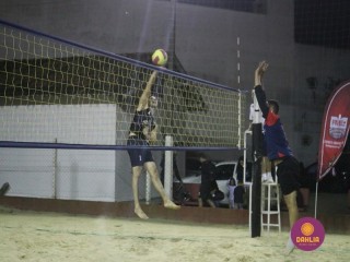 
<a style='margin-left: 5px;' class='btn btn-xs btn-social btn-facebook' href='https://www.facebook.com/sharer/sharer.php?u=https://www.boladovale.com.br/imgs/800-800-90/conteudo/fotos/1524/img9492.jpg' rel='popup' data-width='500' data-height='400'><i class='fa fa-facebook'></i>Compartilhar <span class='hidden-xs'>no Facebook</span>
</a> 
<a class='btn btn-default btn-xs' target='_blank' href='imgs/800-800-90/conteudo/fotos/1524/img9492.jpg'>
<span class='glyphicon glyphicon-cloud-download'></span> Salvar
</a> 
<span></span>