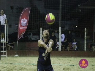 
<a style='margin-left: 5px;' class='btn btn-xs btn-social btn-facebook' href='https://www.facebook.com/sharer/sharer.php?u=https://www.boladovale.com.br/imgs/800-800-90/conteudo/fotos/1524/img9499.jpg' rel='popup' data-width='500' data-height='400'><i class='fa fa-facebook'></i>Compartilhar <span class='hidden-xs'>no Facebook</span>
</a> 
<a class='btn btn-default btn-xs' target='_blank' href='imgs/800-800-90/conteudo/fotos/1524/img9499.jpg'>
<span class='glyphicon glyphicon-cloud-download'></span> Salvar
</a> 
<span></span>