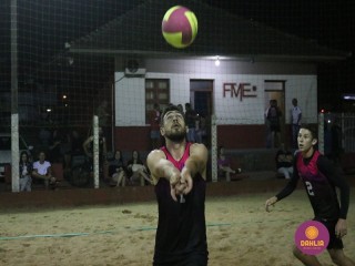 
<a style='margin-left: 5px;' class='btn btn-xs btn-social btn-facebook' href='https://www.facebook.com/sharer/sharer.php?u=https://www.boladovale.com.br/imgs/800-800-90/conteudo/fotos/1524/img9565.jpg' rel='popup' data-width='500' data-height='400'><i class='fa fa-facebook'></i>Compartilhar <span class='hidden-xs'>no Facebook</span>
</a> 
<a class='btn btn-default btn-xs' target='_blank' href='imgs/800-800-90/conteudo/fotos/1524/img9565.jpg'>
<span class='glyphicon glyphicon-cloud-download'></span> Salvar
</a> 
<span></span>