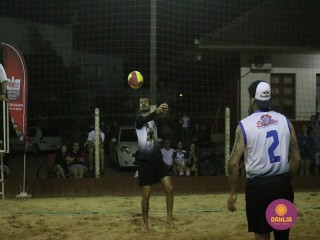 
<a style='margin-left: 5px;' class='btn btn-xs btn-social btn-facebook' href='https://www.facebook.com/sharer/sharer.php?u=https://www.boladovale.com.br/imgs/800-800-90/conteudo/fotos/1524/img9603.jpg' rel='popup' data-width='500' data-height='400'><i class='fa fa-facebook'></i>Compartilhar <span class='hidden-xs'>no Facebook</span>
</a> 
<a class='btn btn-default btn-xs' target='_blank' href='imgs/800-800-90/conteudo/fotos/1524/img9603.jpg'>
<span class='glyphicon glyphicon-cloud-download'></span> Salvar
</a> 
<span></span>