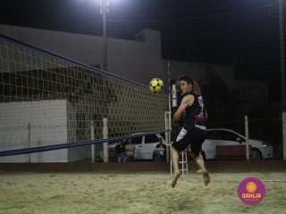 
<a style='margin-left: 5px;' class='btn btn-xs btn-social btn-facebook' href='https://www.facebook.com/sharer/sharer.php?u=https://www.boladovale.com.br/imgs/800-800-90/conteudo/fotos/1525/img9636.jpg' rel='popup' data-width='500' data-height='400'><i class='fa fa-facebook'></i>Compartilhar <span class='hidden-xs'>no Facebook</span>
</a> 
<a class='btn btn-default btn-xs' target='_blank' href='imgs/800-800-90/conteudo/fotos/1525/img9636.jpg'>
<span class='glyphicon glyphicon-cloud-download'></span> Salvar
</a> 
<span></span>