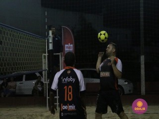 
<a style='margin-left: 5px;' class='btn btn-xs btn-social btn-facebook' href='https://www.facebook.com/sharer/sharer.php?u=https://www.boladovale.com.br/imgs/800-800-90/conteudo/fotos/1525/img9645.jpg' rel='popup' data-width='500' data-height='400'><i class='fa fa-facebook'></i>Compartilhar <span class='hidden-xs'>no Facebook</span>
</a> 
<a class='btn btn-default btn-xs' target='_blank' href='imgs/800-800-90/conteudo/fotos/1525/img9645.jpg'>
<span class='glyphicon glyphicon-cloud-download'></span> Salvar
</a> 
<span></span>